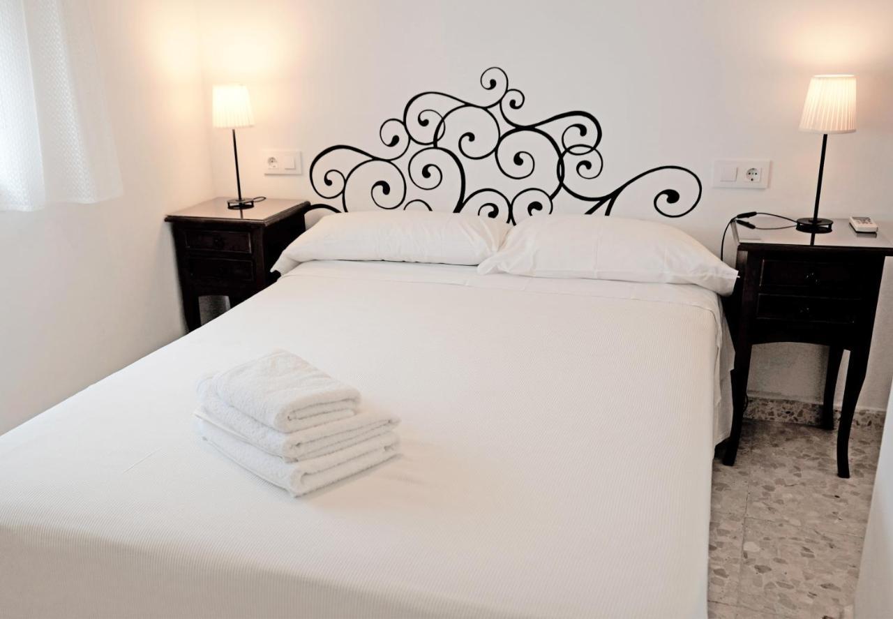 Hostal Trafalgar بارباتي المظهر الخارجي الصورة
