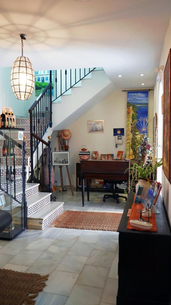 Hostal Trafalgar بارباتي المظهر الخارجي الصورة